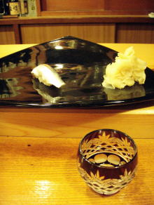 寿司と日本酒。